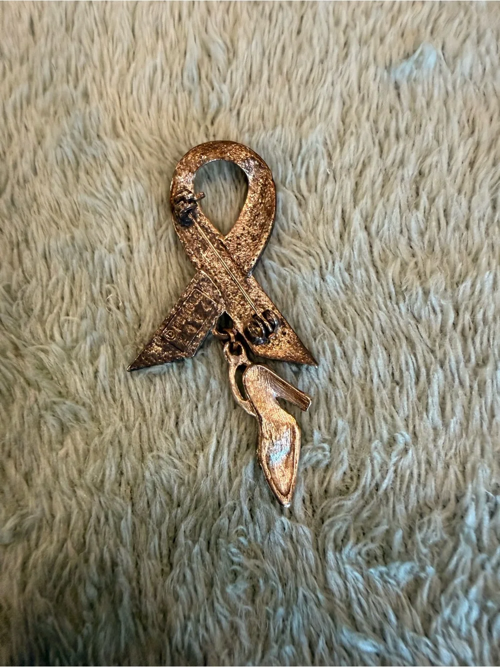 Payless 2004 Pink Ribbon High Heel Charm Brooch Pin Breast Cancer Awareness
